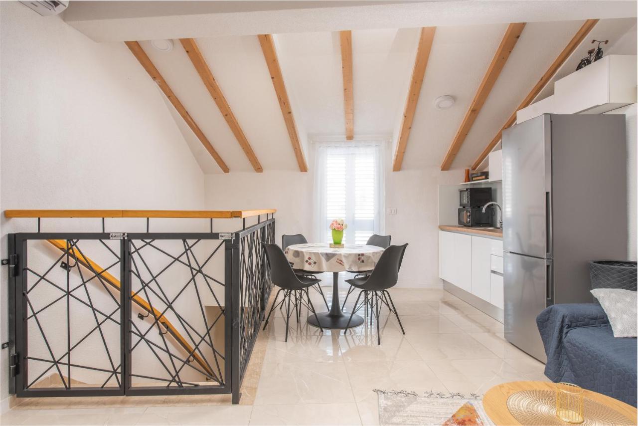 Apartmani Mara Kaštela Exteriér fotografie