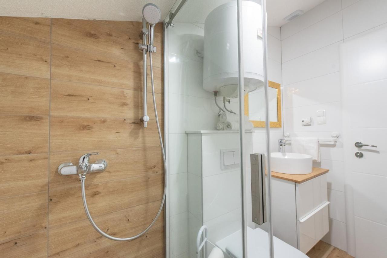 Apartmani Mara Kaštela Exteriér fotografie