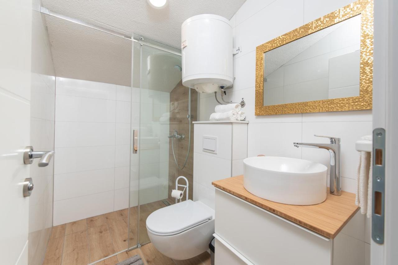Apartmani Mara Kaštela Exteriér fotografie